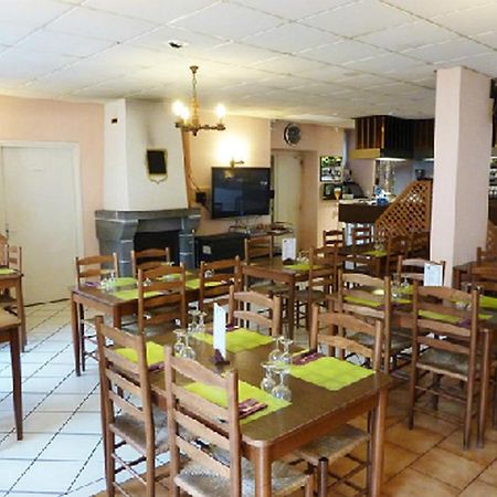 Hotel Restaurant Du Pont-Vieux แซ็ง-ฟลูร์ ภายนอก รูปภาพ